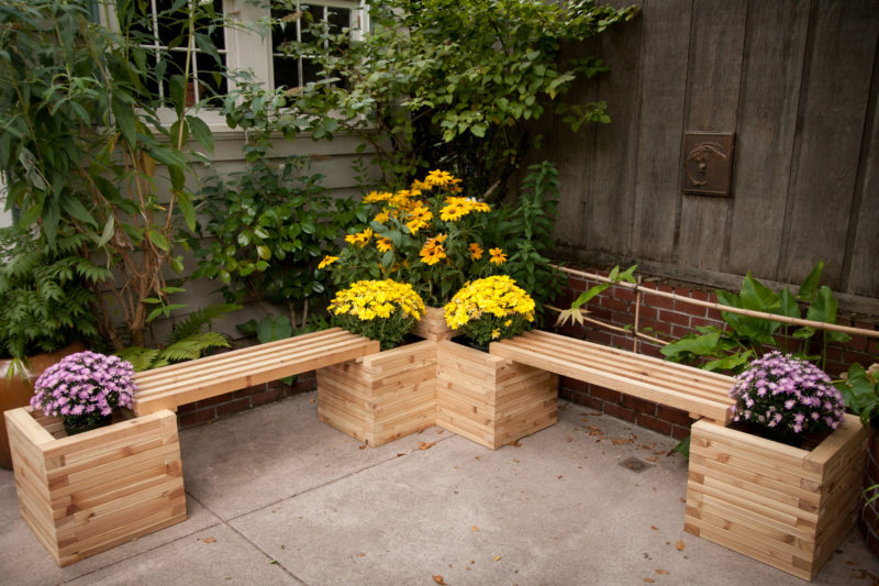 Делаем уютную скамейку для сада своими руками